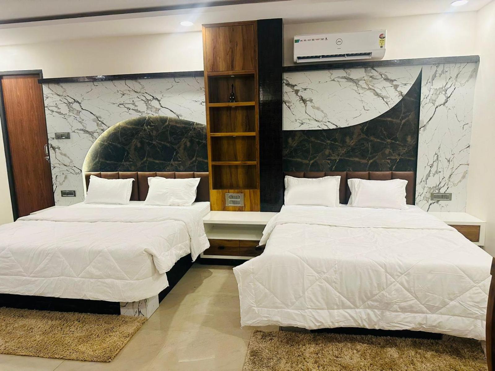 Hotel Yatri Nivas Sagara Exterior foto